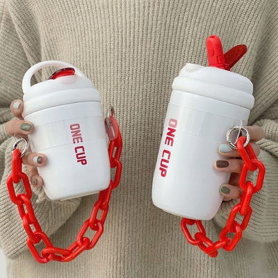 Custom Logo Strohbecher Isolierte ästhetische Handkette Wasserbecher für Mitarbeitergeschenke