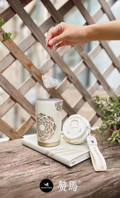 Hochkapazitäts-Strahler aus Edelstahl und Wasserbecher Kreatives Geschenk zum Valentinstag