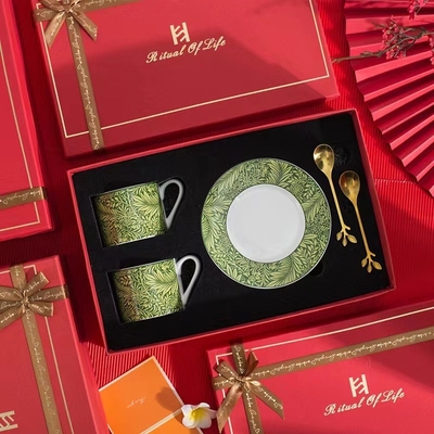 Machen Sie eine Aussage mit unseren UV-gedruckten Kaffeetassen Die perfekte Ergänzung zu Ihrem Hochzeitsgeschenk