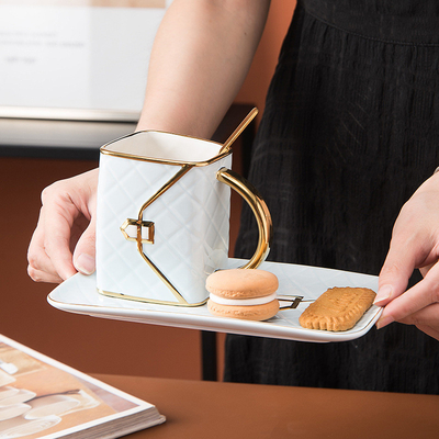 Lingge-Tasche Keramik-Tasse und -Teller-Set Gold lackiert individuell anpassbare Kaffeetasse Einzigartiges Geschenk