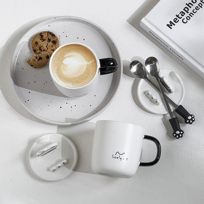 Angestellte Geschenk Idee Zeichentrickfilm Katze Wasser Tasse mit Keramik Löffel Deckel und Telefonhalter