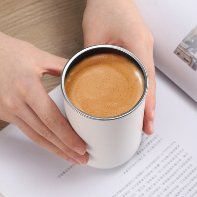 Maßgeschneiderte Kaffeetasse für Werbe- und Veranstaltungsangebote