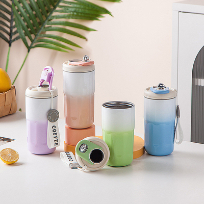 Leichtes Luxus-Farbtemperaturbildschirm mit Schrägfläche Isolierte 316 Kaffeetasse für Büro