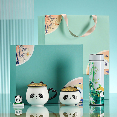 Werben Sie mit Stil für Ihr Geschäft Chengdu Panda Wasserbecher Souvenirs für Geschäftspartner