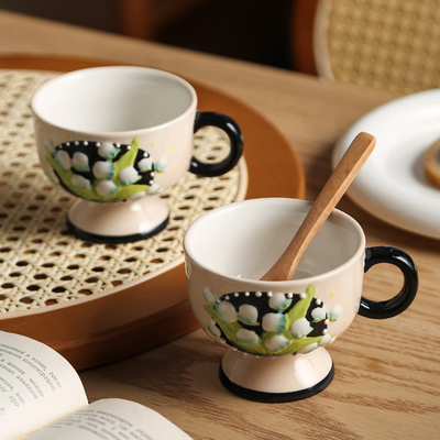 Handgemalte alte Lilie des Tales Keramik Kaffeetasse perfekt für Geschäftsgeschenke