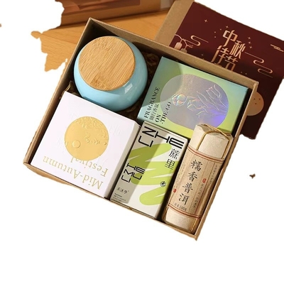 Ziel von Reisebüros, Begleitgeschenkgesellschaft, Mitarbeitergruppe, die Wohlfahrtsgeschenke kaufen