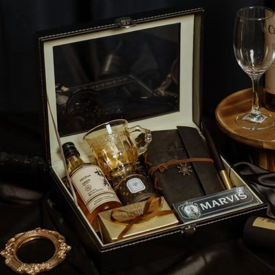 Hochwertige praktische Hochzeit Brautjungfer Brautmanns Rückkehr Geschenkbox Set für Neuheiten Geschenke
