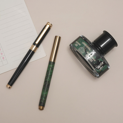 Einfarbiger Grafikdruck Momiao Präsidentenstift Heldenstift Wasserbürste 2-in-1 Geschenkbox