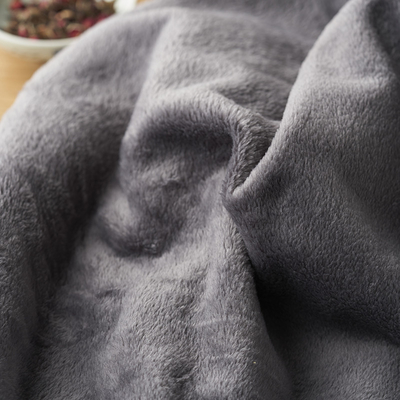 Komfortable und praktische Warmherz-Set Zwei-Stücke-Mittagessen Ruhe-Decke U-förmiges Kissen