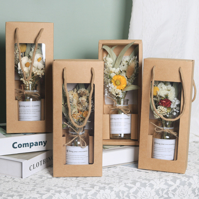 Reisebüro Delight Göttin Tag Geschenk Nelke Getrocknete Blumenstrauß in Glasflasche