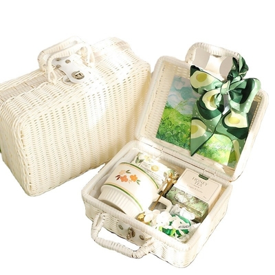 Persönlich angepasstes Geschenkset Frisches Handkorb Souvenirs in Rattankorb für täglich
