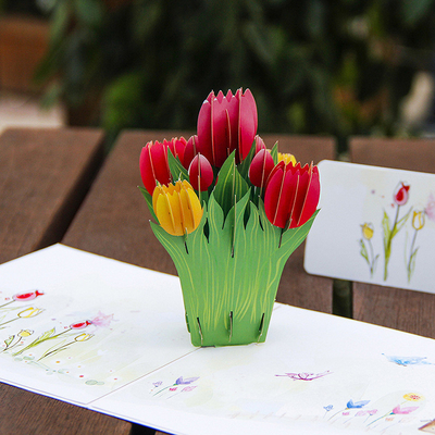 Überraschen Sie Ihren Lehrer mit einer 3D-Tulipan-Grußkarte