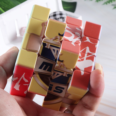 Individuell angepasster Rubikschwerpunkt und Zubehör für Veranstaltungen von gemeinnützigen Organisationen