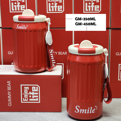 Graduationsgeschenk des Reisebüros, isolierte Kaffeetasse aus Edelstahl für lange Dauer.