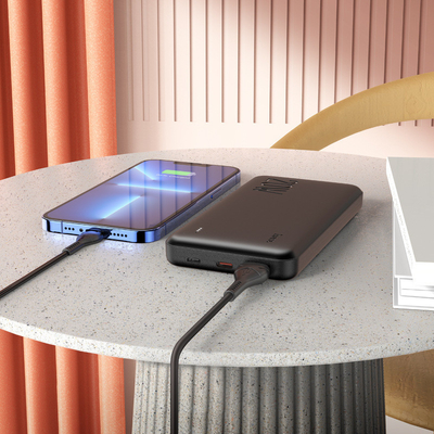 Büro-Geschenk Muss-Have 10000mAh Power Bank mit LED-Licht-Display und schnelles Laden