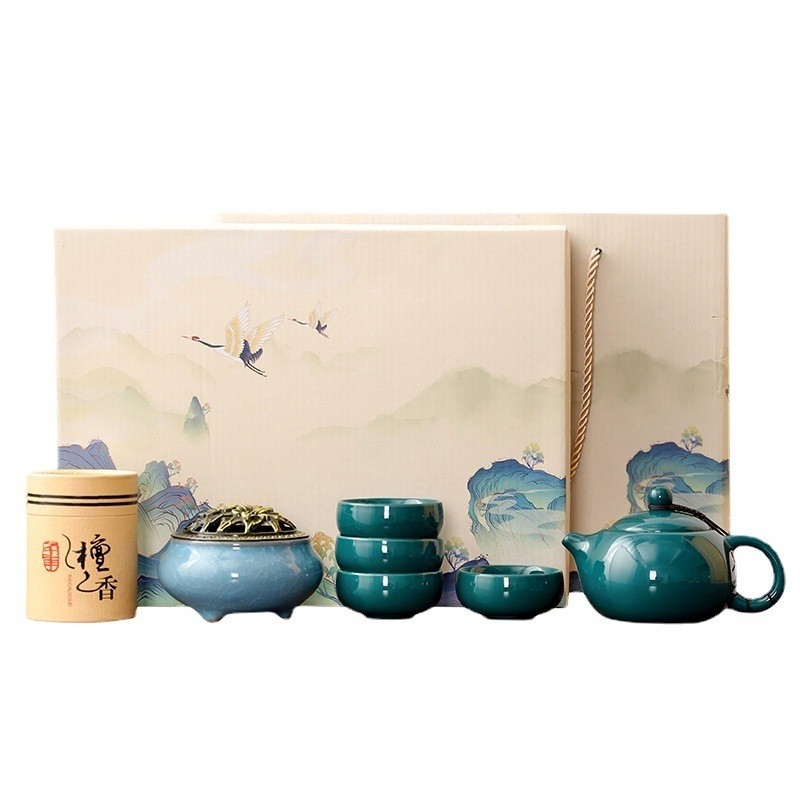 Elegantes chinesisches Teeset Celadon Shih Tzu Topf mit 4 Tassen und Sandelholz Räucherbrenner