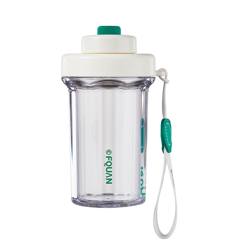 Neuheit Geschenke Tragbare Plastikbecher 530 ml mit Filter und Seilheben in 1 Farbdruck