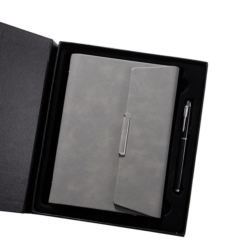 Dreifach Folded Loose Leaf Notebook Zwei-Piece-Set Leder Business Office Tagebuch Jahrestagsgeschenk