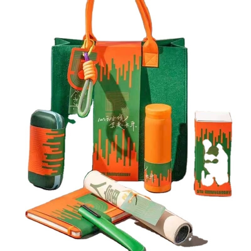 Stilvolle Handtasche aus Felt für 5 Thermosbecher Notizblock Mauspad Regenschirm und Stiftdeckel